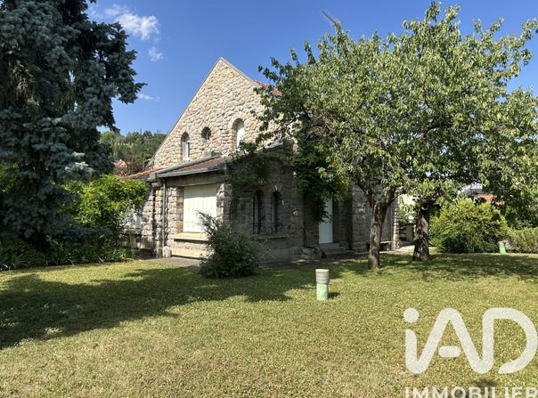 Clermont-Ferrand, Auvergne-Rhône-Alpes 63100