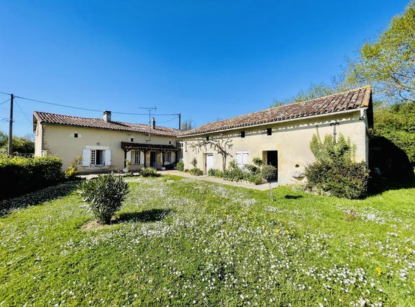 La Chapelle-Bâton, Poitou-Charentes 86250