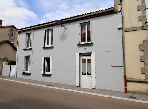 Cerizay, Deux-Sèvres 79140
