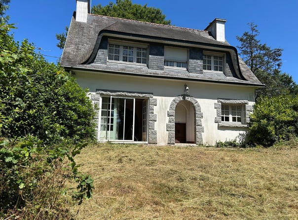MELGVEN, Brittany 29140