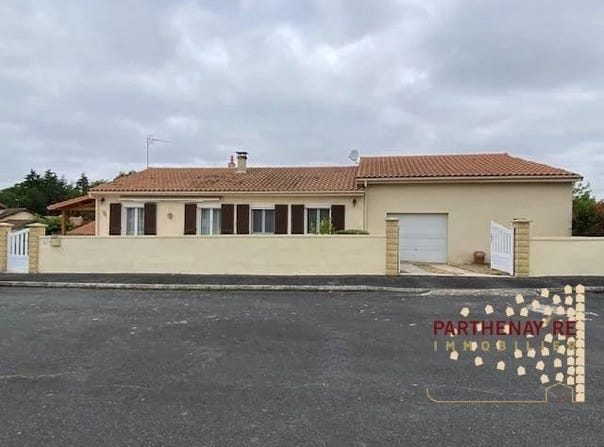 Parthenay, Deux-Sèvres 79200
