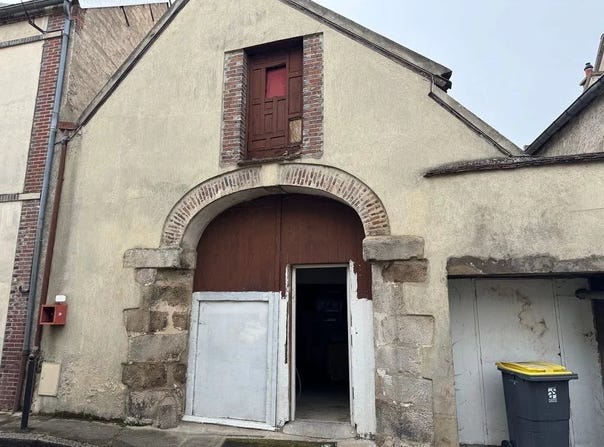 Sens, Yonne 89100