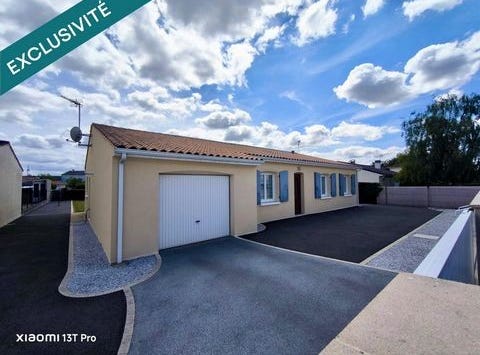 Saint-Julien-De-l'Escap, Poitou-Charentes 17400