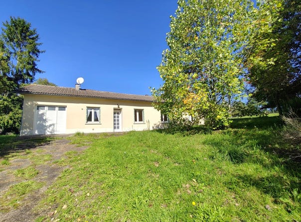 Busserolles, Aquitaine 24360