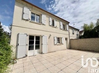 Mouy, Hauts-de-France 60250