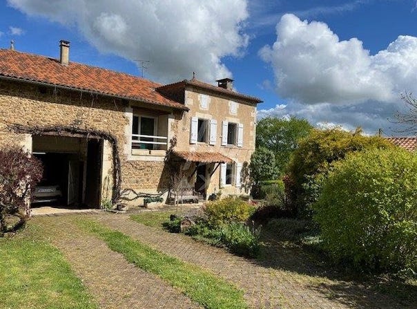 La Rochefoucauld, Poitou-Charentes 16110