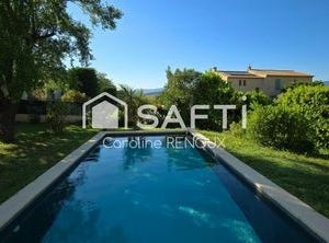 Pertuis, Provence-Alpes-Côte d'Azur 84120