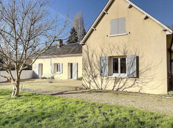 Changé, Pays de la Loire 72560