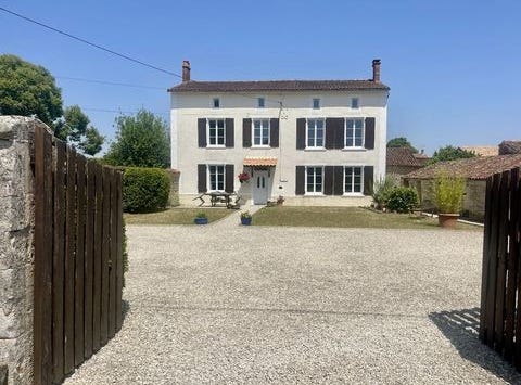 LOUBILLE, Poitou-Charentes 79110