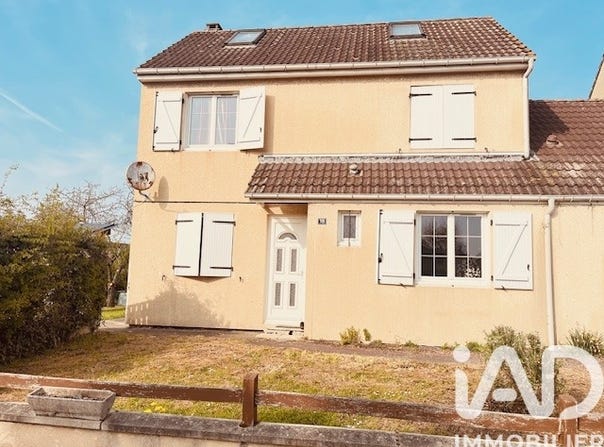 Cormelles-le-Royal, Normandy 14123