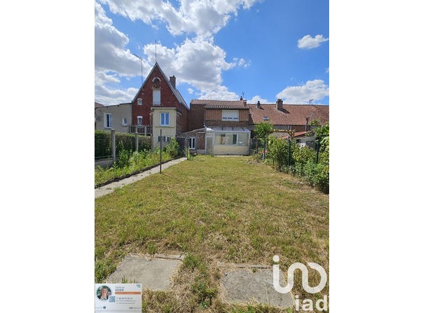 Guise, Hauts-de-France 02120