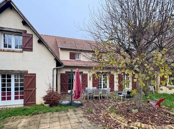 Vesly, Normandy 27870