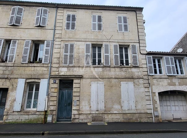 ROCHEFORT, Nouvelle-Aquitaine 17300