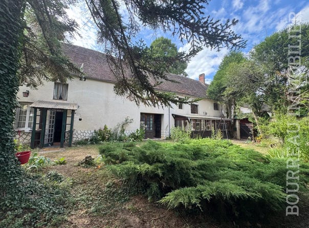 La Celle-Saint-Cyr, Yonne 89116