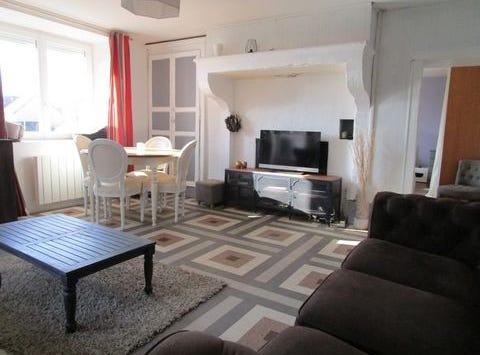 MIREBEAU SUR BEZE, Bourgogne 21310