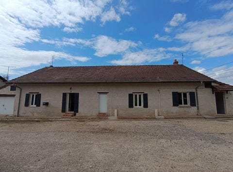 Savigny-En-Revermont, Bourgogne 71580