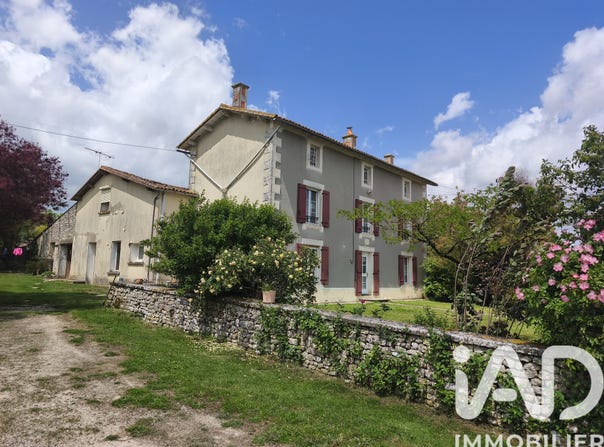 Bougon, Nouvelle-Aquitaine 79800