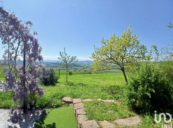 SAINT-VÉRAND, Auvergne-Rhône-Alpes 69620