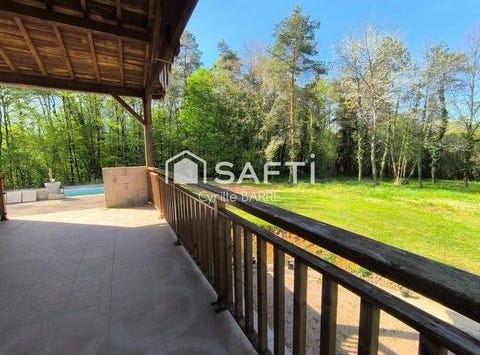 Saint-Martial-De-Valette, Aquitaine 24300