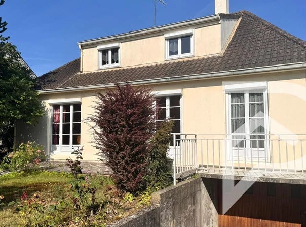 Crépy-en-Valois, Oise 60800