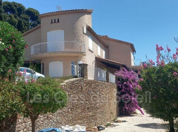 Toulon, Provence-Alpes-Côte-d'Azur 83000