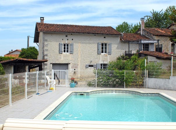 Salles-Lavalette, Poitou-Charentes 16190
