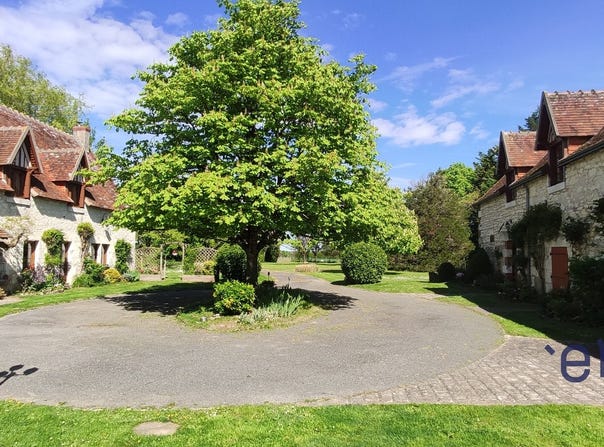 MOUZAY, Centre-Val de Loire 37600