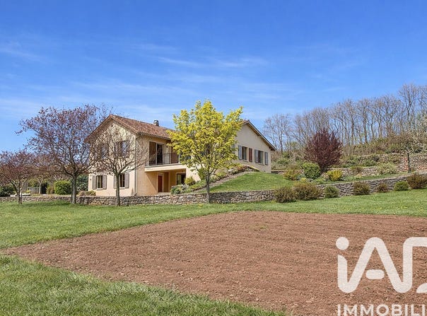 Vernassal, Auvergne-Rhône-Alpes 43270