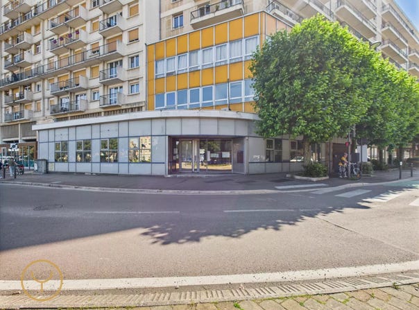 Troyes, Aube 10000