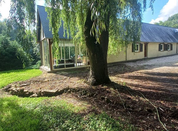 Neuville-Ferrières, Normandy 76270