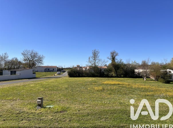 Vernoux-sur-Boutonne, Nouvelle-Aquitaine 79170