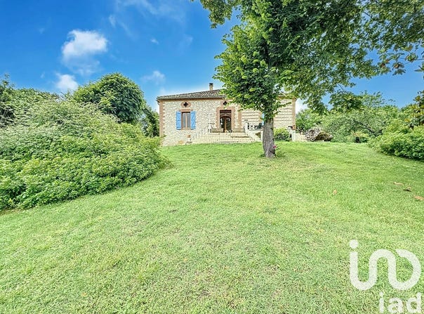 Durfort-Lacapelette, Occitanie 82390