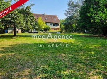 Guecelard, Pays de la Loire 72230