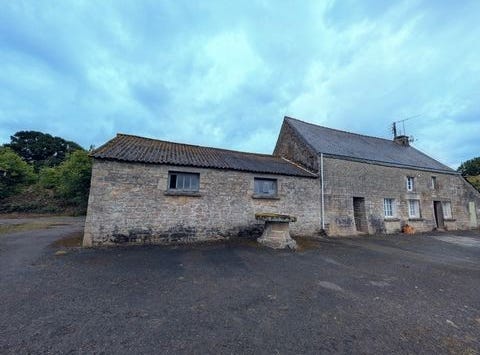 SEGLIEN, Bretagne 56160