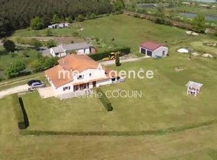 Bussac-Foret, Poitou-Charentes 17210