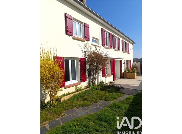 Louviers, Normandy 27400