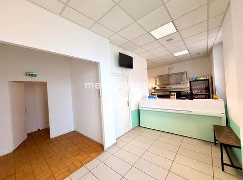 Cerisiers, Bourgogne 89320