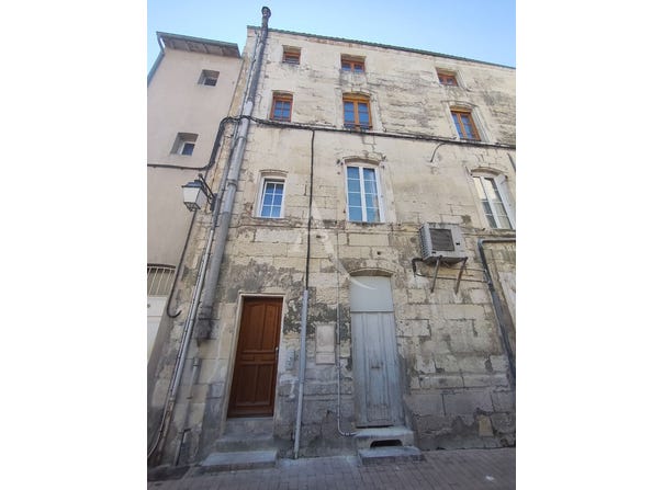 SAINTES, Nouvelle-Aquitaine 17100