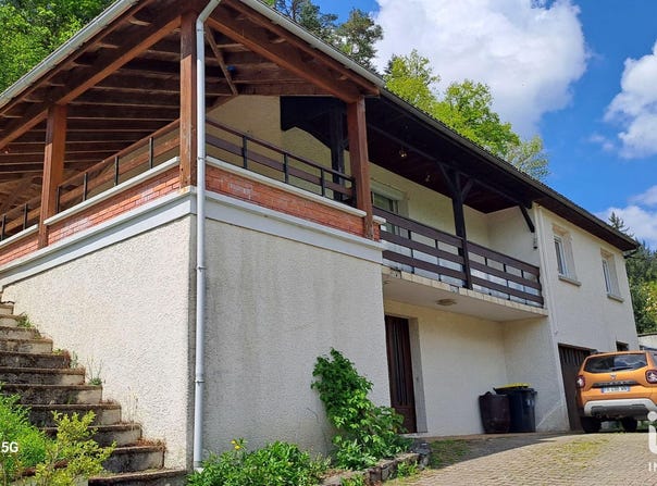 CHÂTEAUNEUF-LES-BAINS, Auvergne-Rhône-Alpes 63390