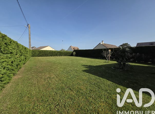 Criel-sur-Mer, Normandy 76910