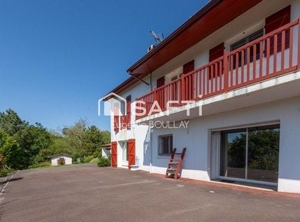 Saint-Pee-Sur-Nivelle, Aquitaine 64310