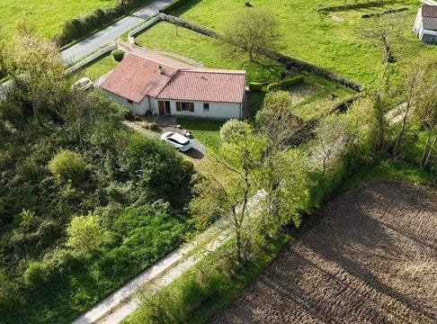 Chanteloup, Poitou-Charentes 79320