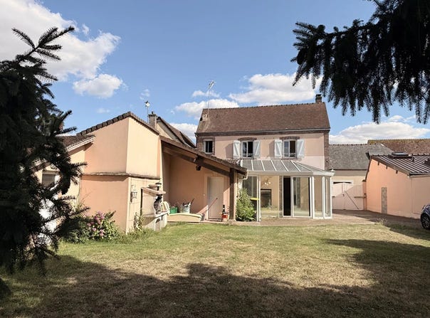 Houdan, Yvelines 78550