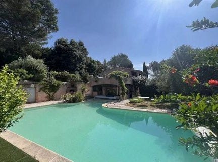 Le Val, Var 83143