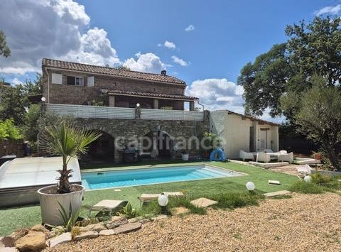 VEZENOBRES, Languedoc-Roussillon 30360