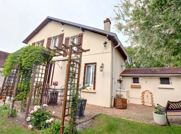 Neuville-sur-Oise, Val-d'Oise 95000
