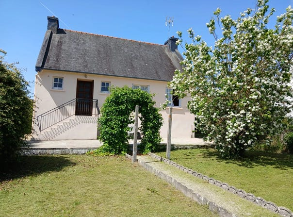 Guingamp, Côtes-d'Armor 22200