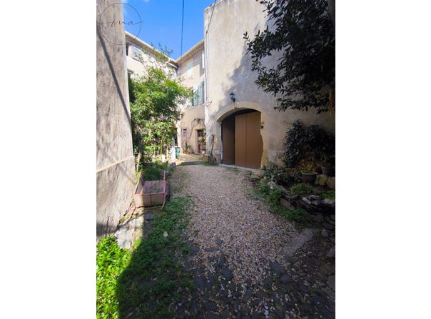 Caux, Languedoc-Roussillon 34720