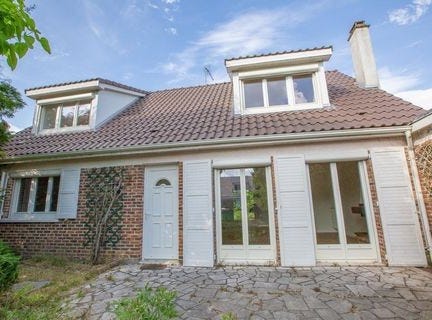 Le Mesnil-Saint-Denis, Île-de-France 78320