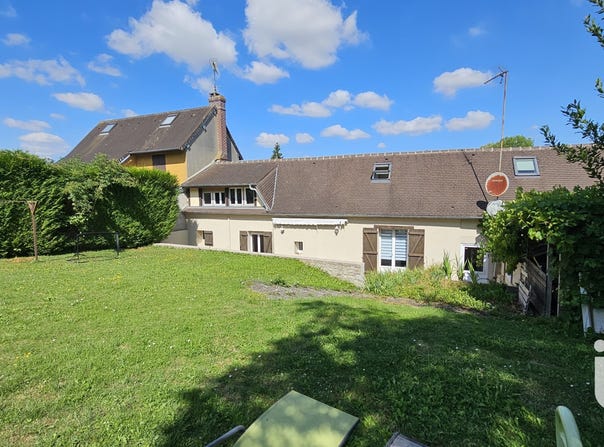 Gisors, Normandy 27140